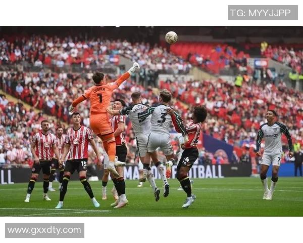 中超精彩对决拜仁3-0本菲卡点球大战瞬间点燃全场激情分析