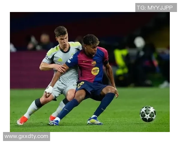 友谊赛精彩对决本菲卡与巴萨战成平局神扑瞬间令人惊叹 友谊赛精彩对决本菲卡与巴萨战成平局神扑瞬间令人惊叹