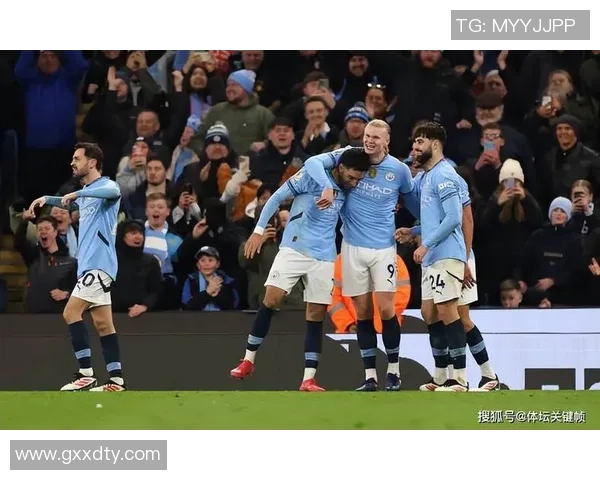 曼城与切尔西激战四三乌龙球引发全场狂欢与转会热议 曼城与切尔西激战四三乌龙球引发全场狂欢与转会热议