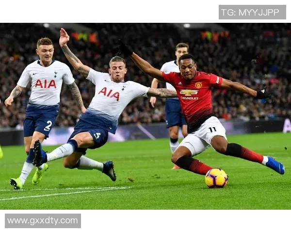 热刺逆袭那不勒斯3-0胜利背后的战术解析与冷门瞬间回顾