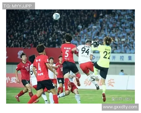 足总杯激战波尔图险胜里昂乌龙球引发争议判罚全场沸腾